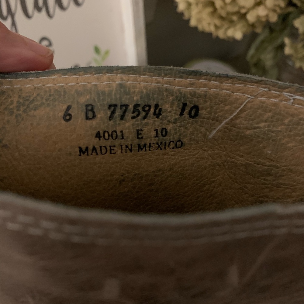 Frye mid calf boots size 6 taupe - Picture 7 of 7